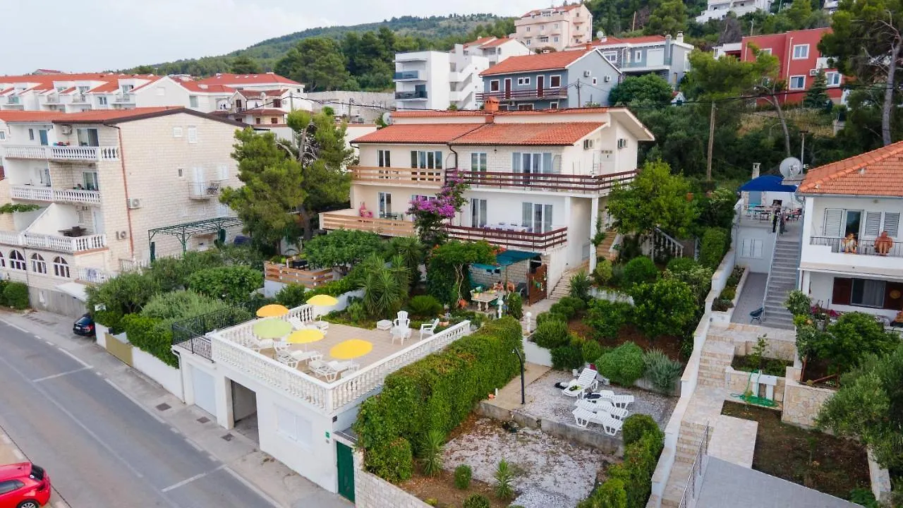 Villa Fjaba - By The Sea - With The Big Terraces & Great Sea View Trogir
