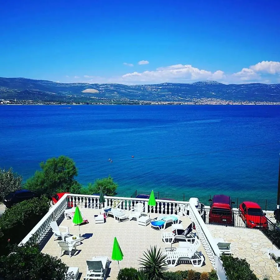 Villa Fjaba - By The Sea - With The Big Terraces & Great Sea View Trogir
