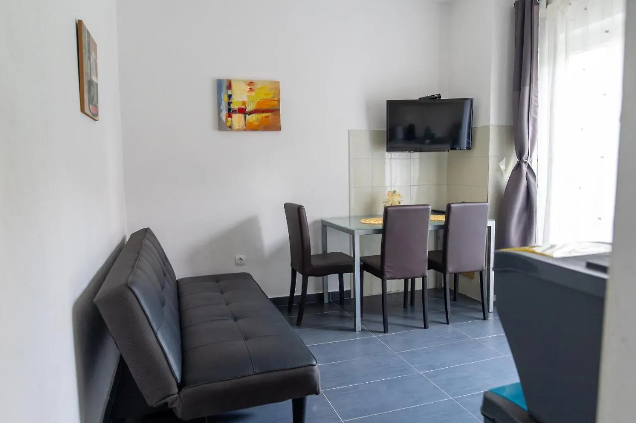 Villa Fjaba - By The Sea - With The Big Terraces & Great Sea View Trogir 0*,