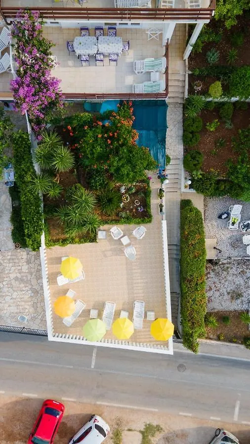 Villa Fjaba - By The Sea - With The Big Terraces & Great Sea View Trogir Apartament
